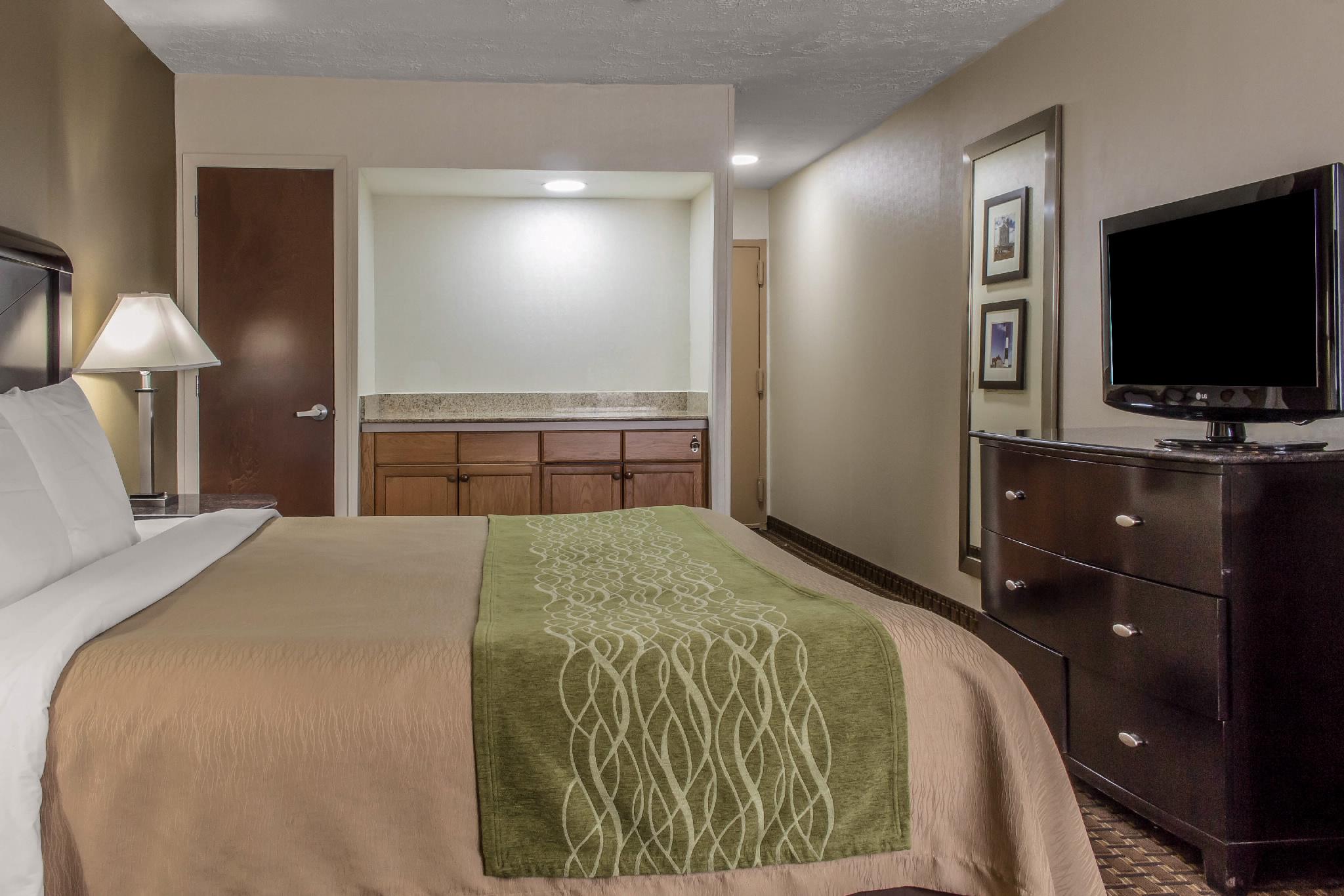 Comfort Inn Medford-Long Island Kültér fotó