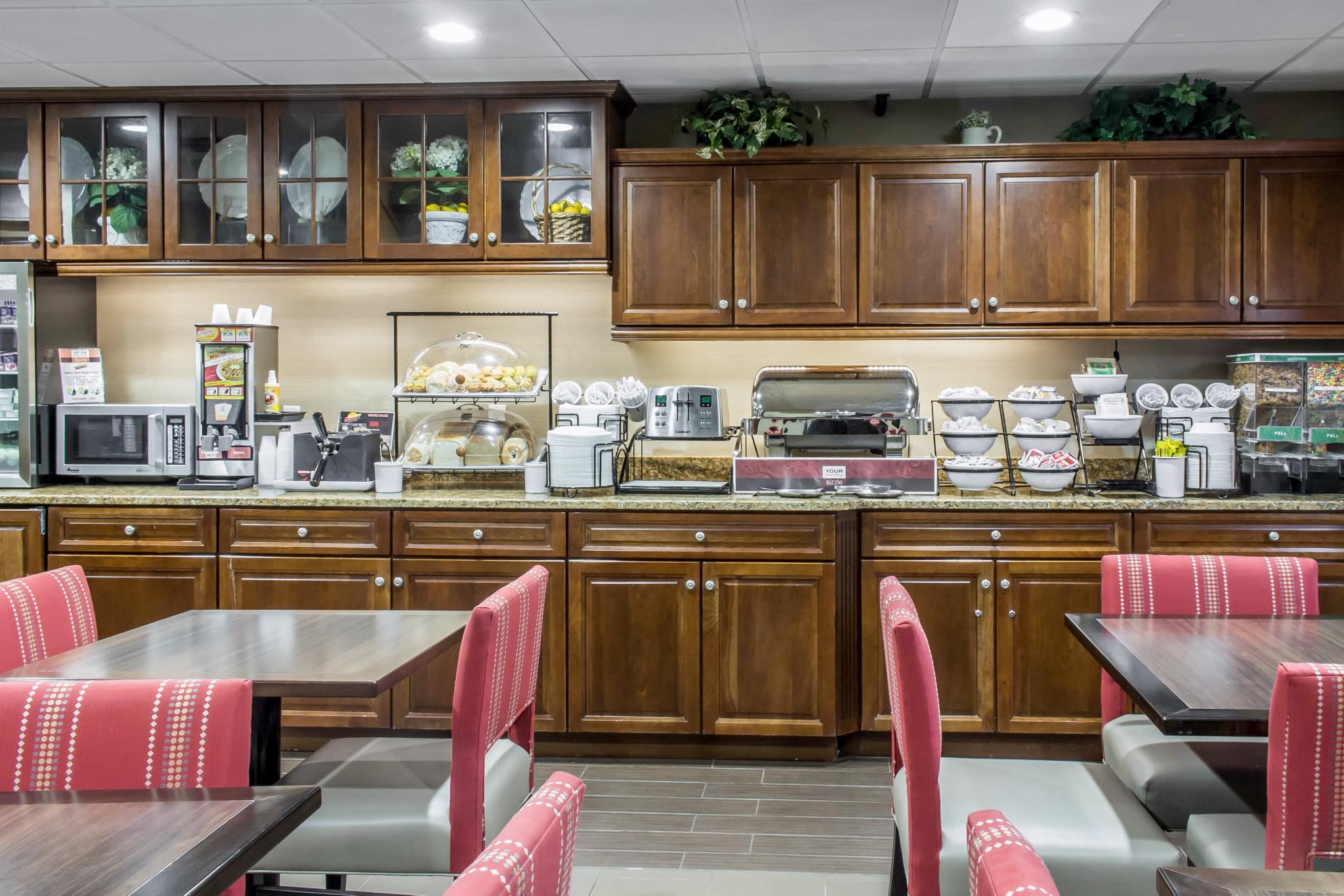 Comfort Inn Medford-Long Island Kültér fotó