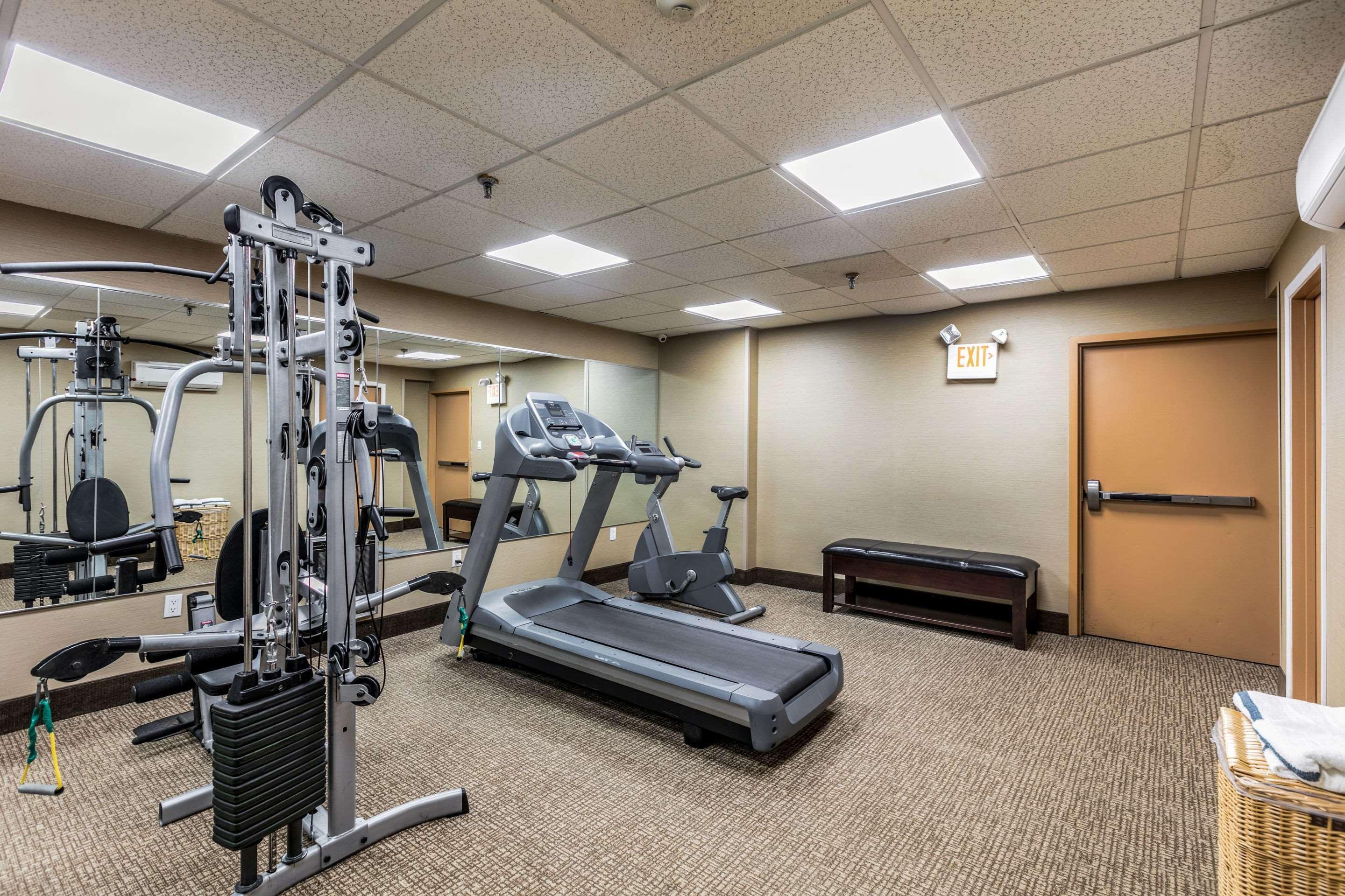 Comfort Inn Medford-Long Island Kültér fotó