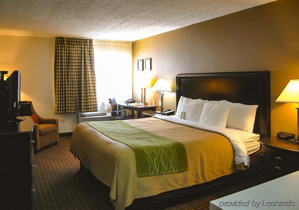 Comfort Inn Medford-Long Island Kültér fotó
