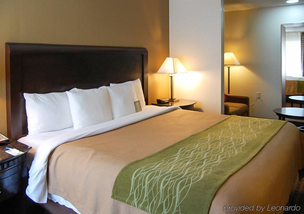 Comfort Inn Medford-Long Island Kültér fotó