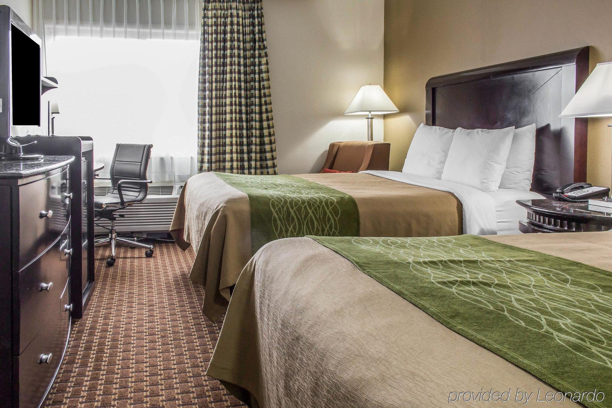 Comfort Inn Medford-Long Island Kültér fotó